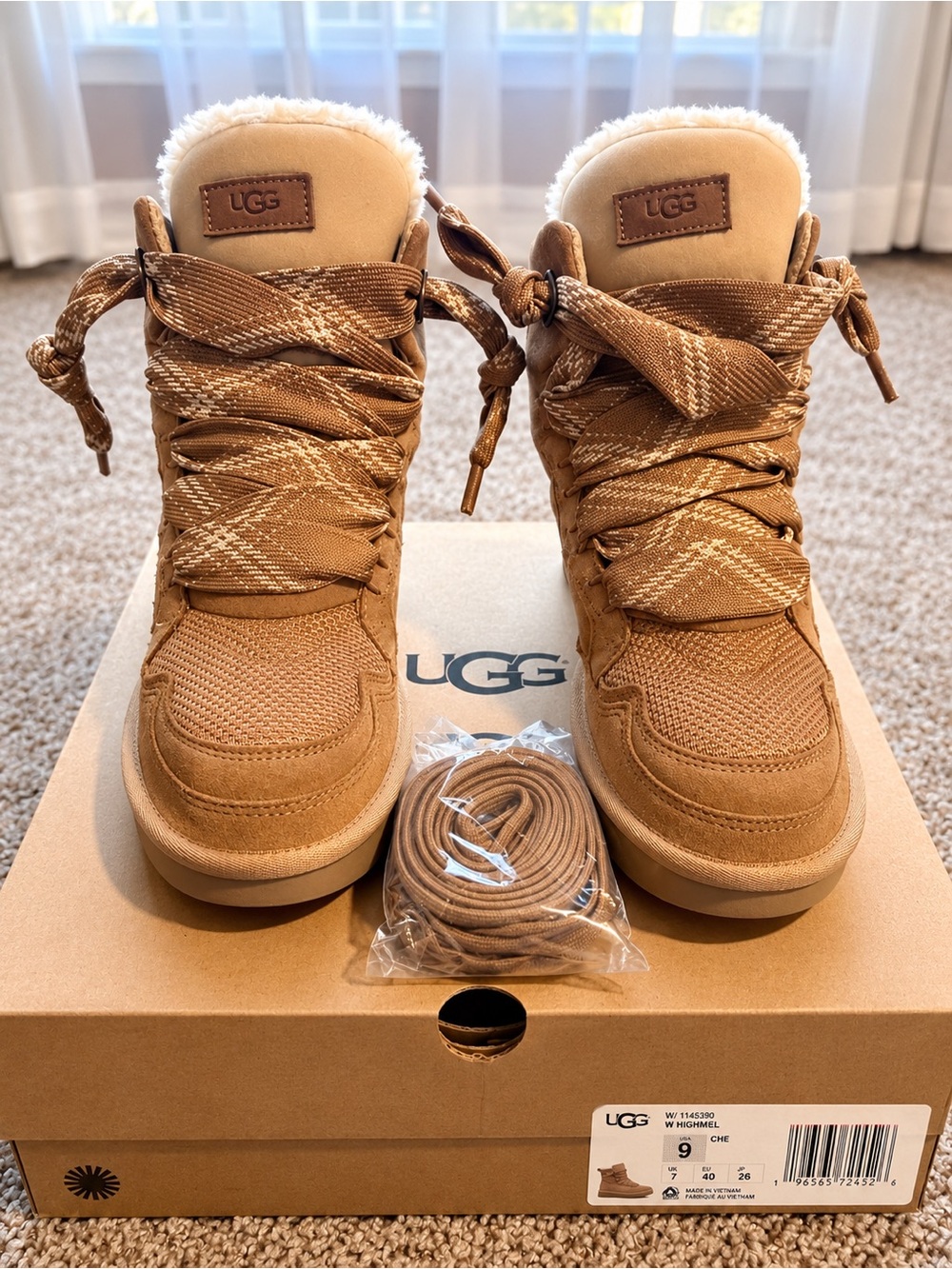 UGG Highmel Chestnut Women’s Size 9 – NEW IN BOX